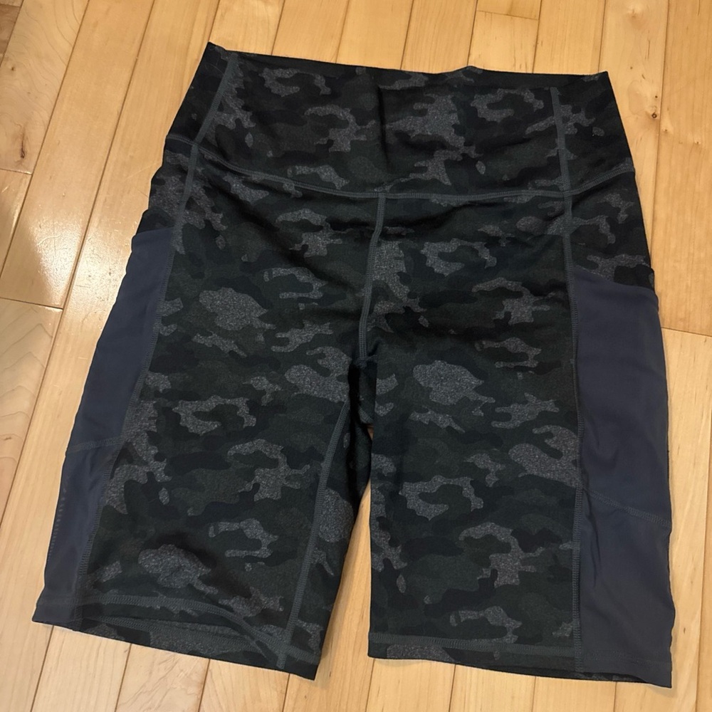 Fabletics Powerhold Large Camo Print Athletic Shorts 9”